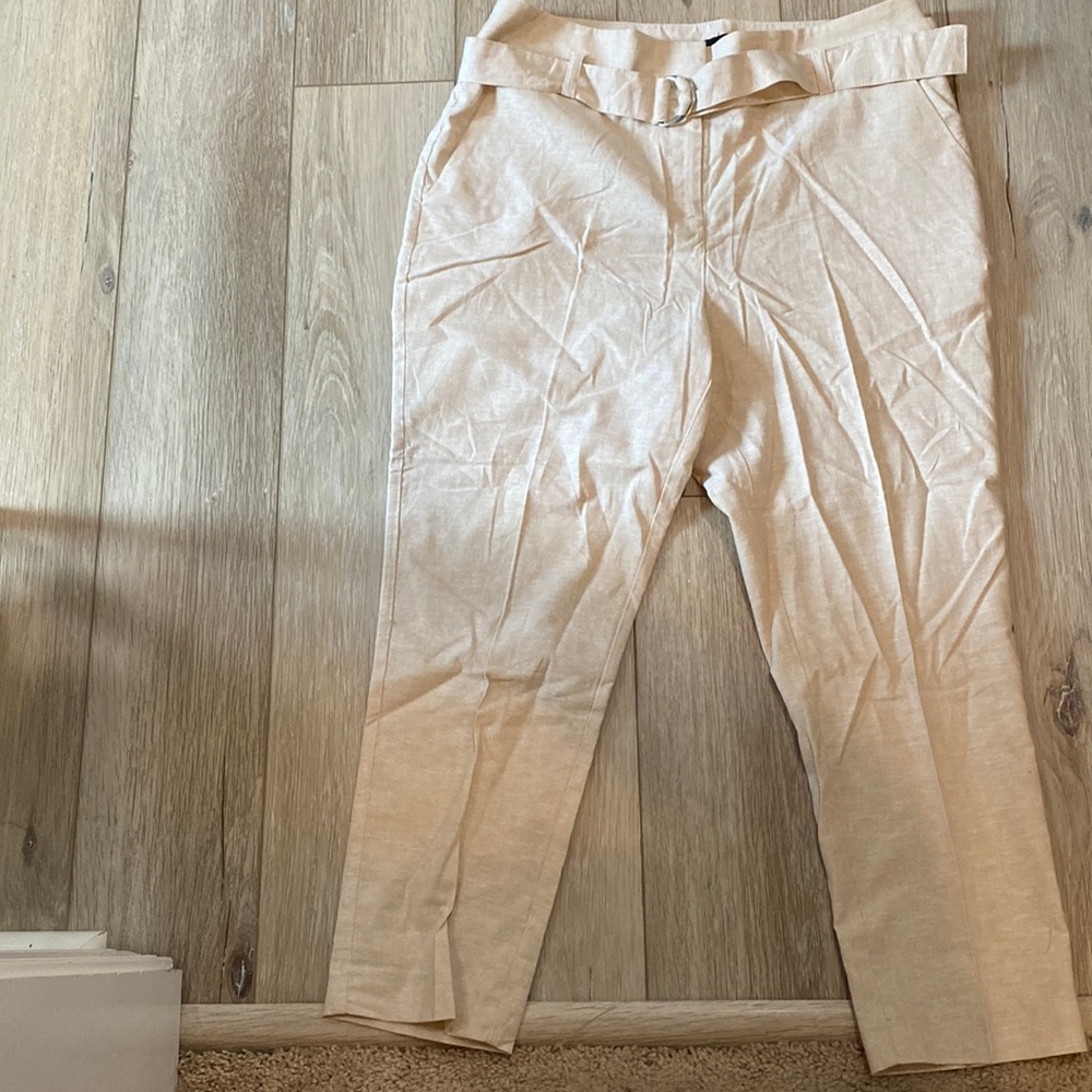 Never worn New York and company pants